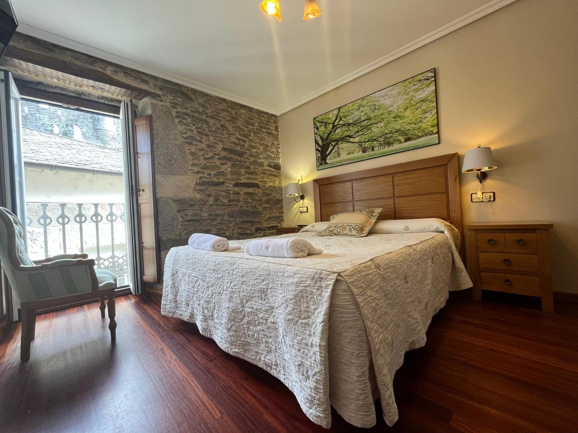 Caldelas Sacra-pension Rustica 3 Estrellas Casa de hóspedes
